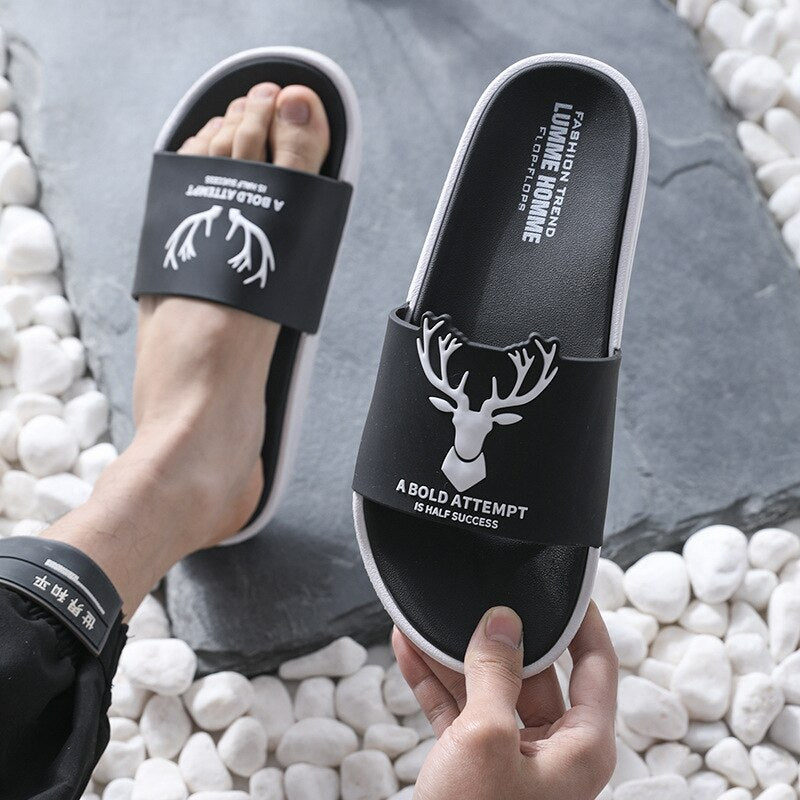 Chinelo Slide Deer - John Karlo